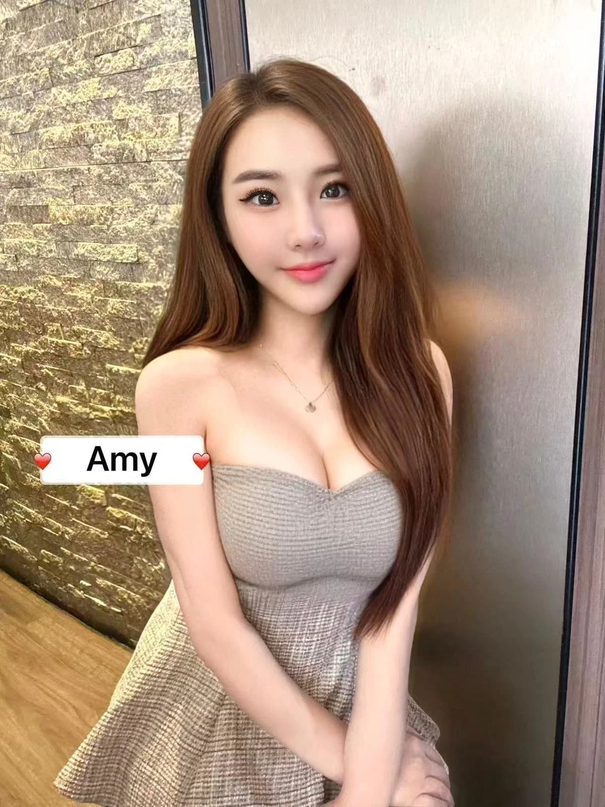 Amy profile photo 2