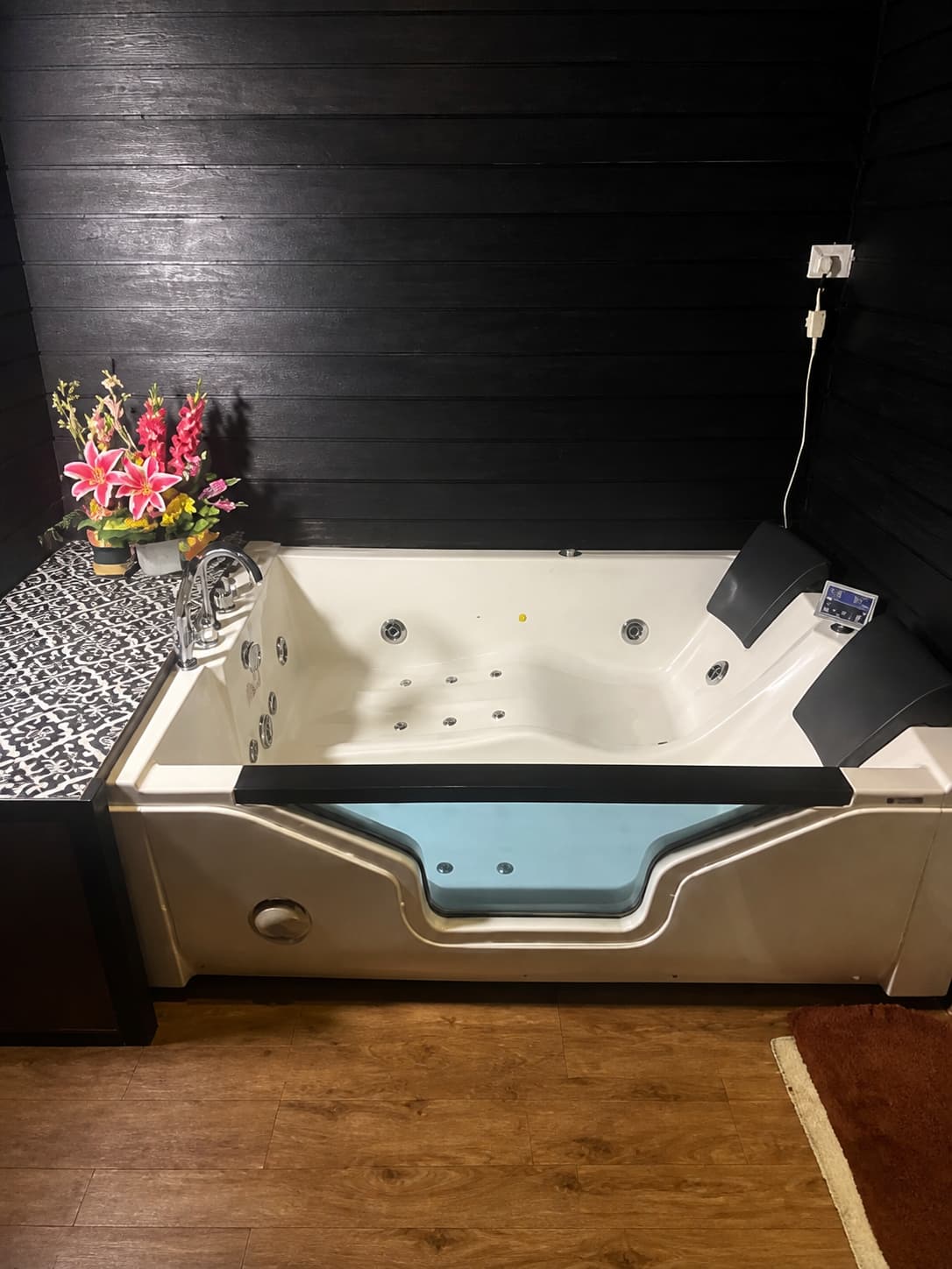 SOLUTIONS ONE SPA promotion 2
