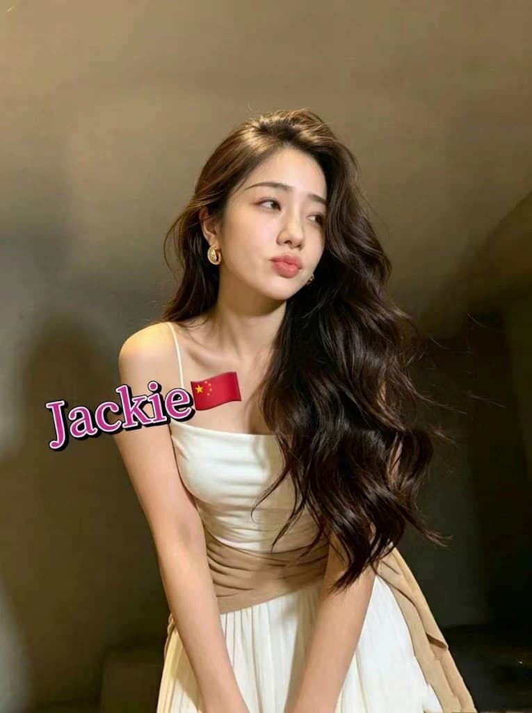 Jackie profile photo 2